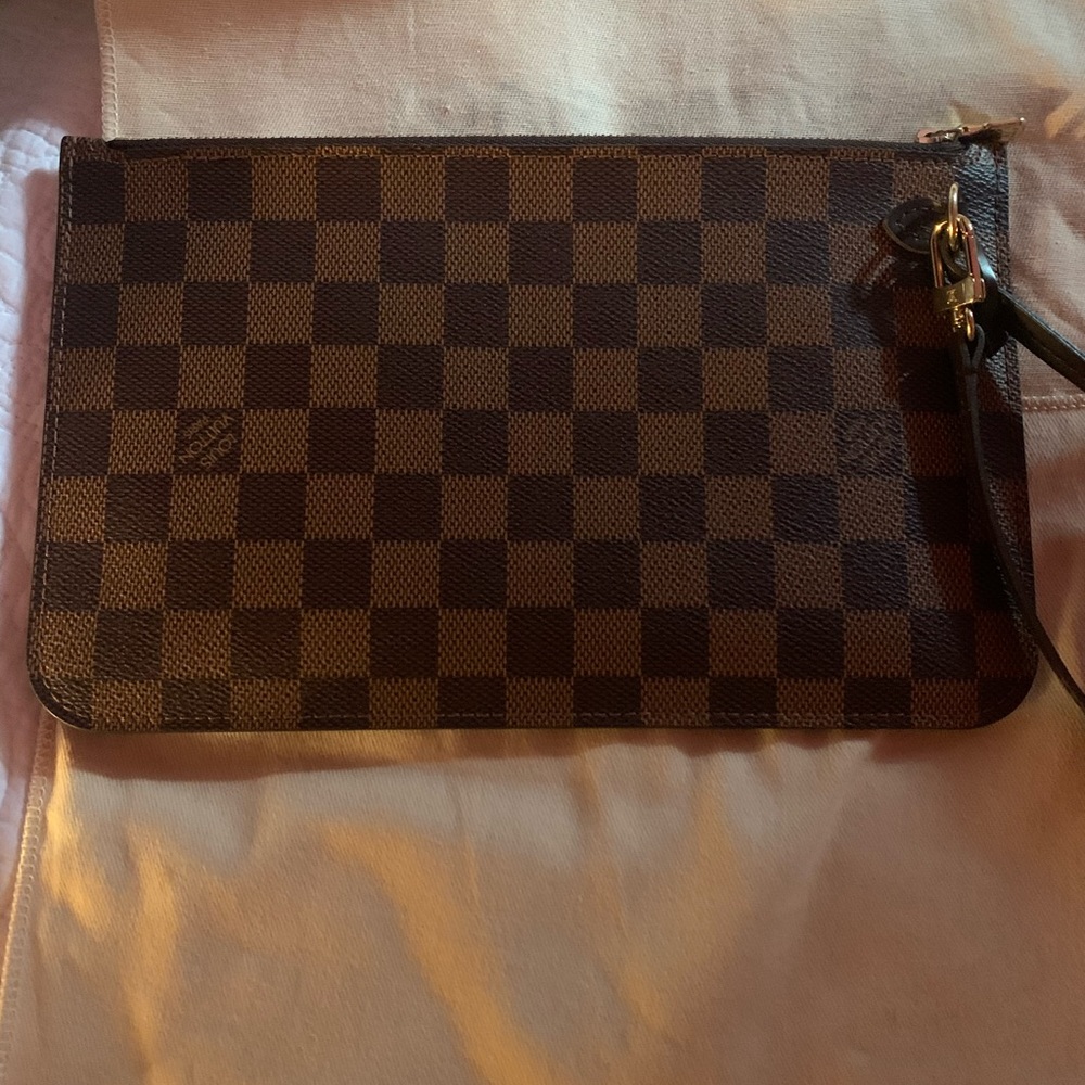 Louis Vuitton Neverfull Pouch / Wristlet